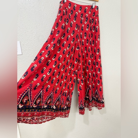Free People Pink Floral Ultra Wide Leg Pants Size M - Picture 3 of 12